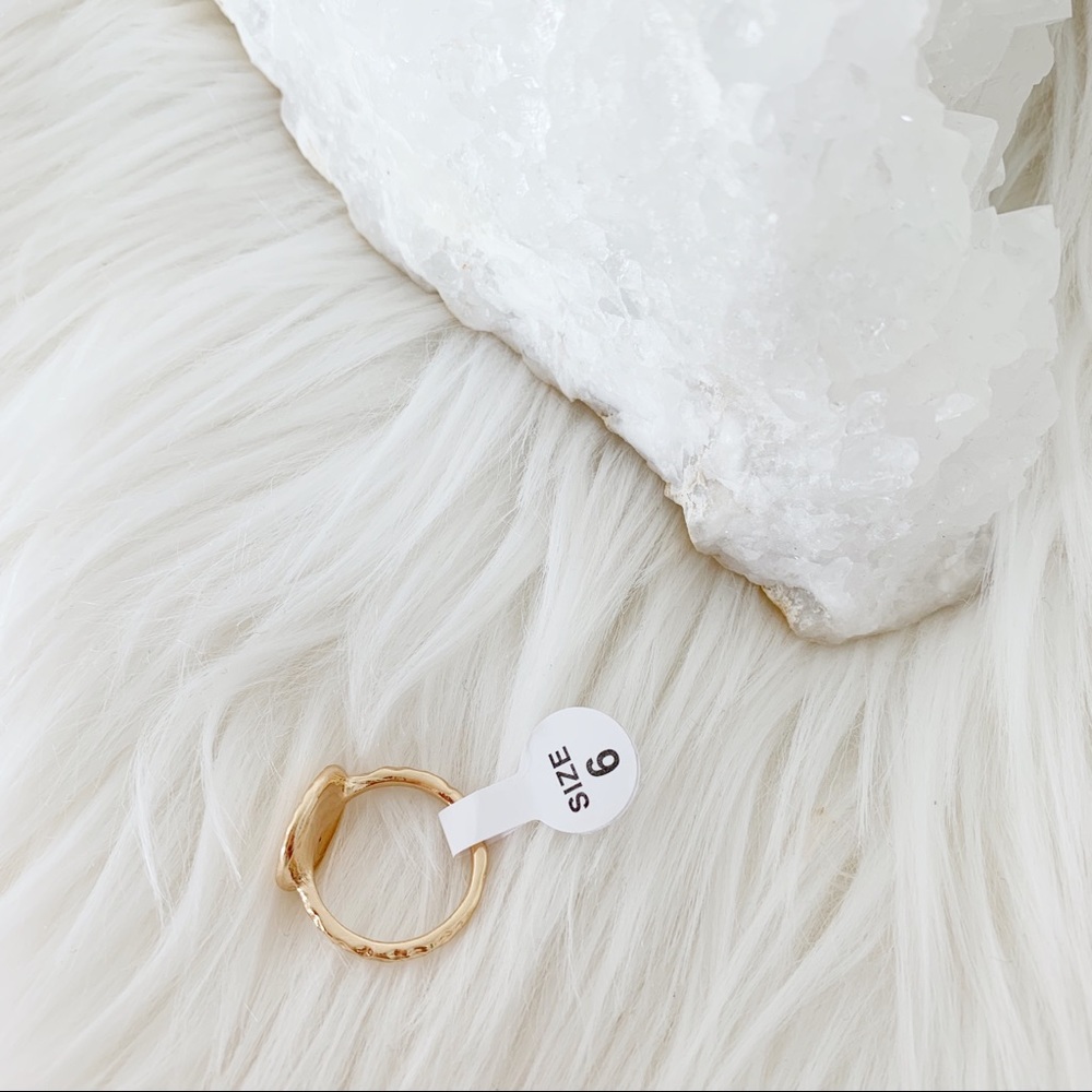 RESTOCKED NSEW compass ring in gold - Picture 3 of 8